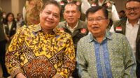 Ada Tekanan dari Luar Pemicu Pengunduran Diri Airlangga Hartarto?
