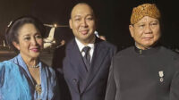 Didit Prabowo Desain Jaket Khusus untuk Presiden Jokowi