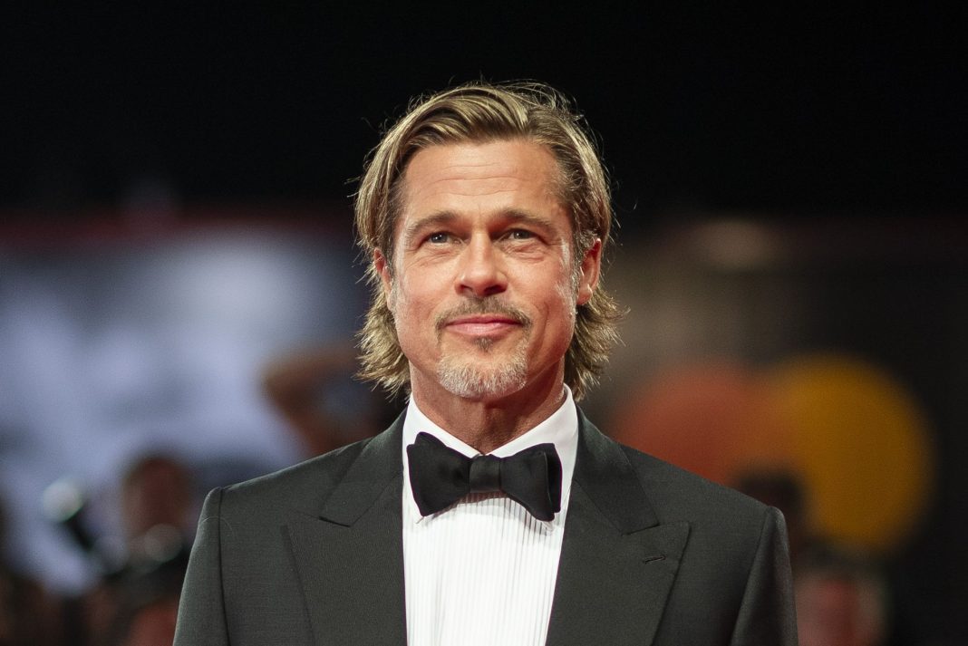 Brad Pitt Tampil Dengan Gaya Rambut Baru Pasca Pemulihan Emosional Usai Cerai Dari Angelina Jolie