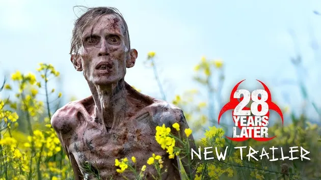 Cuplikan film 28 Years Later menampilkan suasana mencekam dengan zombie mengintai
