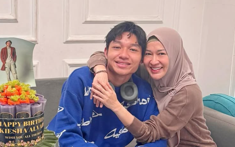 Okie Agustina Bersama Kiesha Alvaro Dalam Unggahan Media Sosialnya