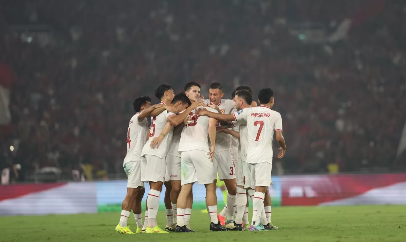 Timnas Indonesia Saat Bertanding Di Stadion Gelora Bung Karno