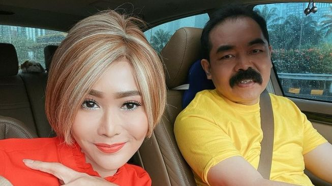 PANIK! Adam Suseno Berlumuran Darah, Inul Daratista Nyaris Pingsan