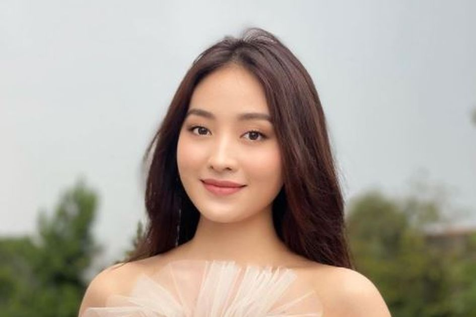 Natasha Wilona Cover – Tri Warna