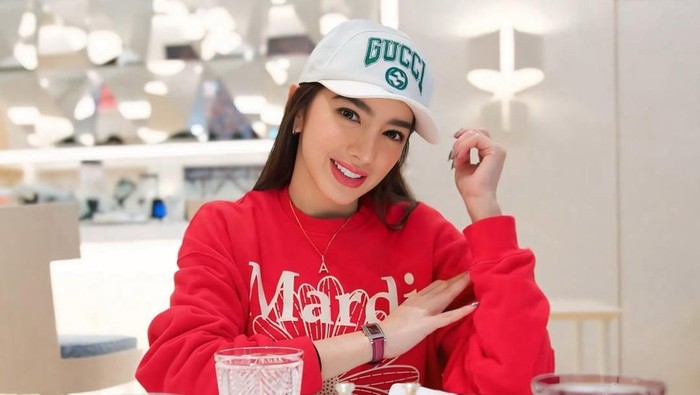 Angel Karamoy Tampil Menawan Saat Rayakan Ulang Tahun Anak, Disebut Awet Muda Oleh Netizen