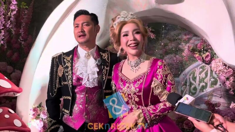 Angga Wijaya Dan Istri Rayakan Ulang Tahun Anak Dengan Tema Kerajaan