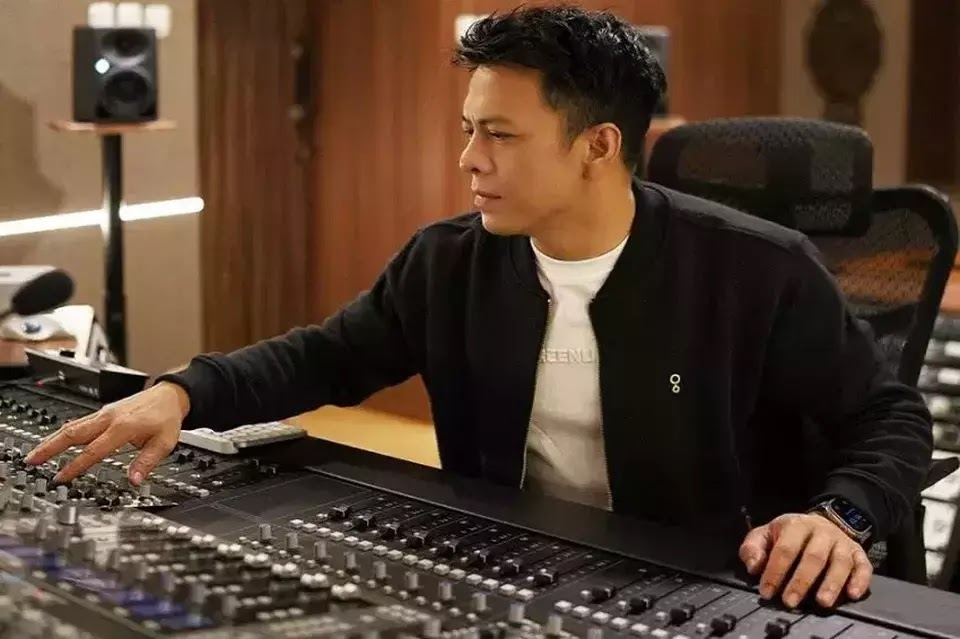 Ariel Noah Hadir Di Mahkamah Konstitusi Saat Sidang Uji Materi Uu Hak Cipta