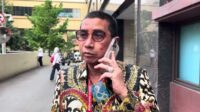 Fahmi Bachmid Memberi Keterangan Pers Soal Sidang Nikita Mirzani