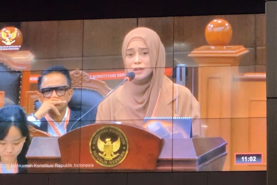 Lesti Kejora Menangis Saat Beri Kesaksian Di Sidang Mk Terkait Uu Hak Cipta