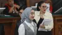 Reza Gladys Hadir Di Sidang Kasus Pemerasan Oleh Nikita Mirzani Dan Asistennya