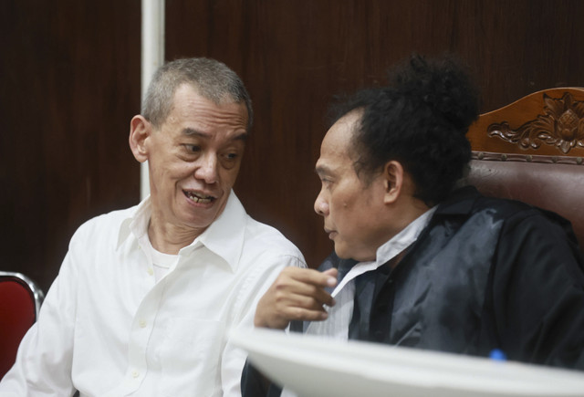 Sidang Tuntutan Fariz RM Ditunda: Jaksa Tunggu Arahan, Pengacara Yakin Rehabilitasi Lebih Tepat