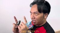 Ismail Marzuki tampak kecewa saat sidang ditunda Ismail Marzuki Tampak Kecewa Saat Sidang Ditunda