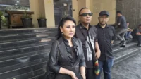 Lita Gading jalani pemeriksaan kasus perundungan di Polda Metro Jaya Lita Gading Jalani Pemeriksaan Kasus Perundungan Di Polda Metro Jaya