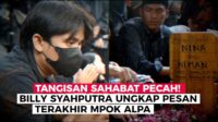 Proses penguburan Mpok Alpa diiringi doa dan haru Proses Penguburan Mpok Alpa Diiringi Doa Dan Haru