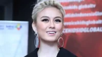 Agnez Mo menyoroti kepemimpinan dan demokrasi Agnez Mo Menyoroti Kepemimpinan Dan Demokrasi