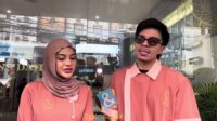 Atta dan Aurel tersenyum di grand opening Lumier Atta Dan Aurel Tersenyum Di Grand Opening Lumier
