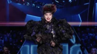 Lady Gaga menerima penghargaan Artis Terbaik di MTV VMA 2025 Lady Gaga Menerima Penghargaan Artis Terbaik Di Mtv Vma 2025
