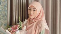 Potret Larissa Chou usai foto suami hilang dari Instagram Potret Larissa Chou Usai Foto Suami Hilang Dari Instagram