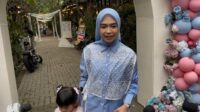 Ria Ricis tersenyum melihat Moana beraktivitas seru Ria Ricis Tersenyum Melihat Moana Beraktivitas Seru