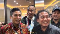 Deolipa Yumara dampingi Firdaus Oiwobo di Mabes Polri Deolipa Yumara Dampingi Firdaus Oiwobo Di Mabes Polri