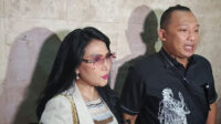 Lita Gading siap laporkan balik Ahmad Dhani Lita Gading Siap Laporkan Balik Ahmad Dhani