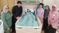 Momen bahagia Billy Syahputra saat anak pertama hadir di dunia Momen Bahagia Billy Syahputra Saat Anak Pertama Hadir Di Dunia
