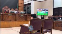 Nikita Mirzani bacakan duplik menentang tuduhan jaksa Nikita Mirzani Bacakan Duplik Menentang Tuduhan Jaksa