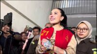 Nikita Mirzani menangis haru menjelang sidang Nikita Mirzani Menangis Haru Menjelang Sidang