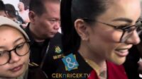 Nikita Mirzani menyatakan siap menghadapi sidang duplik melawan JPU dan Reza Gladys Nikita Mirzani Menyatakan Siap Menghadapi Sidang Duplik Melawan Jpu Dan Reza Gladys