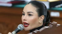 Nikita Mirzani sindir jaksa soal pemahaman hukum acara pidana Nikita Mirzani Sindir Jaksa Soal Pemahaman Hukum Acara Pidana