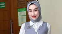 Reza Gladys di Pengadilan Negeri Jakarta Selatan Reza Gladys Di Pengadilan Negeri Jakarta Selatan