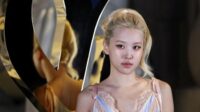 Rose BLACKPINK jadi perbincangan usai Elle UK diduga lakukan tindakan rasis di Paris Fashion Week 2026 Rose Blackpink Jadi Perbincangan Usai Elle Uk Diduga Lakukan Tindakan Rasis Di Paris Fashion Week 2026
