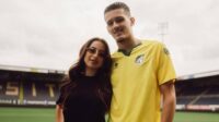 Jennifer Coppen dan Justin Hubner tampil mesra dalam sebuah acara publik Jennifer Coppen Dan Justin Hubner Tampil Mesra Dalam Sebuah Acara Publik