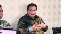 Kuasa hukum Ruben Onsu tegaskan tanggung jawab finansial dan hak bertemu anak tetap dijalankan meski perceraian telah terjadi. Kuasa Hukum Ruben Onsu Tegaskan Tanggung Jawab Finansial Dan Hak Bertemu Anak Tetap Dijalankan Meski Perceraian Telah Terjadi
