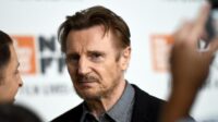 Potret Liam Neeson yang menunjukkan sisi personal dan emosionalnya. Potret Liam Neeson Yang Menunjukkan Sisi Personal Dan Emosionalnya