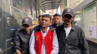 Vadel Badjideh tiba di pengadilan untuk menjalani sidang putusan Vadel Badjideh Tiba Di Pengadilan Untuk Menjalani Sidang Putusan