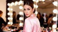 Ade Tya buka suara soal kedekatannya dengan Ari Lasso Ade Tya Buka Suara Soal Kedekatannya Dengan Ari Lasso