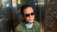 Gus Miftah memberikan bantuan untuk korban banjir Aceh Gus Miftah Memberikan Bantuan Untuk Korban Banjir Aceh