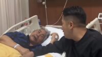 Irfan Hakim jenguk Jaja Mihardja di RS Irfan Hakim Jenguk Jaja Mihardja Di Rs