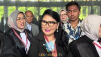 Lita Gading memberikan pernyataan terkait gugatan pensiun DPR Lita Gading Memberikan Pernyataan Terkait Gugatan Pensiun Dpr
