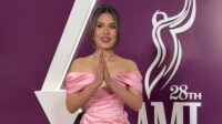 Raisa menghadiri acara penghargaan dengan busana elegan Raisa Menghadiri Acara Penghargaan Dengan Busana Elegan
