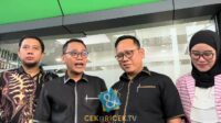Tim hukum Nikita Mirzani memberikan keterangan pers terkait mediasi gagal Tim Hukum Nikita Mirzani Memberikan Keterangan Pers Terkait Mediasi Gagal