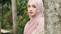 Inara Rusli mengaku alami kerugian finansial akibat kasus perselingkuhan Inara Rusli Mengaku Alami Kerugian Finansial Akibat Kasus Perselingkuhan