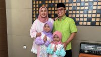 Langkah Awal Ratu dan Putri Rekam Lagu Religi Pertama dengan Dukungan Keluarga Langkah Awal Ratu Dan Putri Rekam Lagu Religi Pertama Dengan Dukungan Keluarga