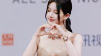 Viral Ratu Dracin Zhao Lusi Jualan Kue di Pinggir Jalan Viral Ratu Dracin Zhao Lusi Jualan Kue Di Pinggir Jalan