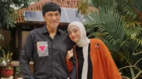 Ikang Fawzi Bela Chiki Fawzi Usai Dicopot Sebagai Petugas Haji Ikang Fawzi Bela Chiki Fawzi Usai Dicopot Sebagai Petugas Haji