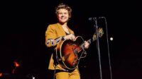 Harry Styles Gandeng Netflix Tayangkan Konser Peluncuran Album Keempat di Manchester Harry Styles Gandeng Netflix Tayangkan Konser Peluncuran Album Keempat Di Manchester