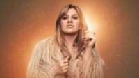 Kelly Clarkson mengungkap hadiah mobilnya tak pernah datang Kelly Clarkson Mengungkap Hadiah Mobilnya Tak Pernah Datang