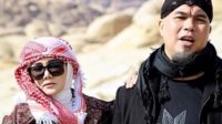 Mulan Jameela Beberkan Respons Ahmad Dhani soal Hoaks Dirinya Merendahkan Guru Mulan Jameela Beberkan Respons Ahmad Dhani Soal Hoaks Dirinya Merendahkan Guru