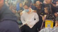 Polisi ungkap Richard Lee mangkir wajib lapor sebelum keputusan penahanan. Polisi Ungkap Richard Lee Mangkir Wajib Lapor Sebelum Keputusan Penahanan